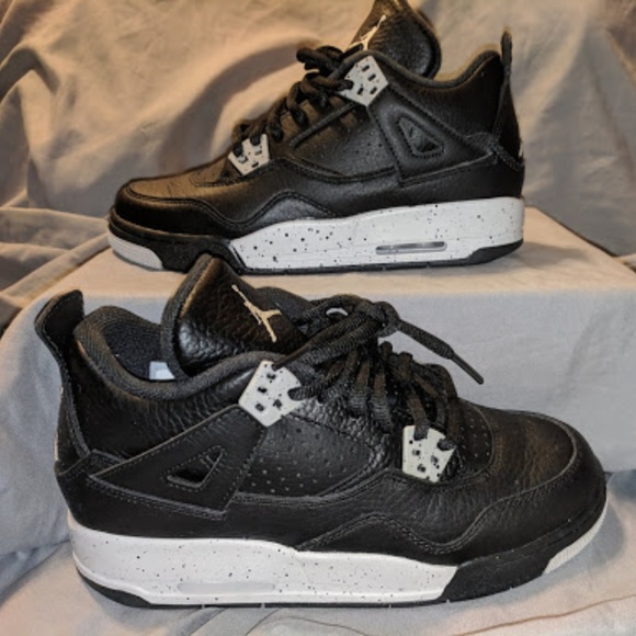 Jordan 4 Retro 'Oreo' Kids - Picture 3 of 6